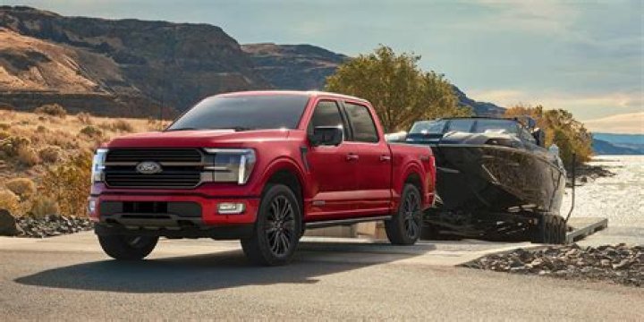 Which is better Ford f150 or GMC Sierra?