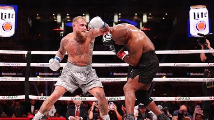 Who hits harder boxer or MMA?