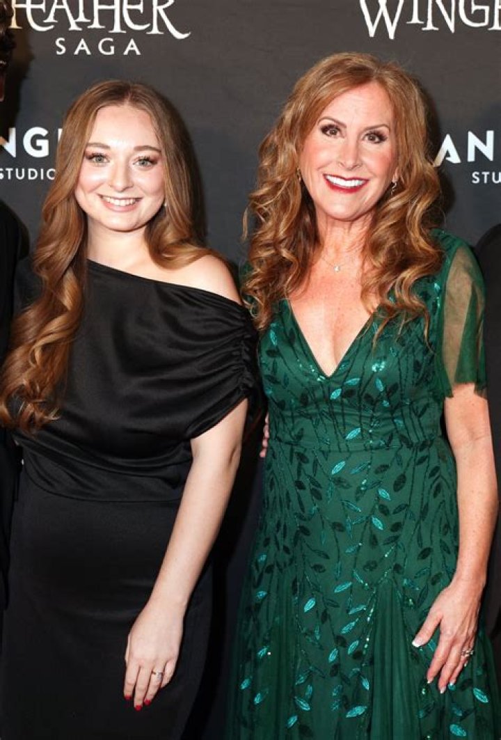 Who is Ariel's daughter?