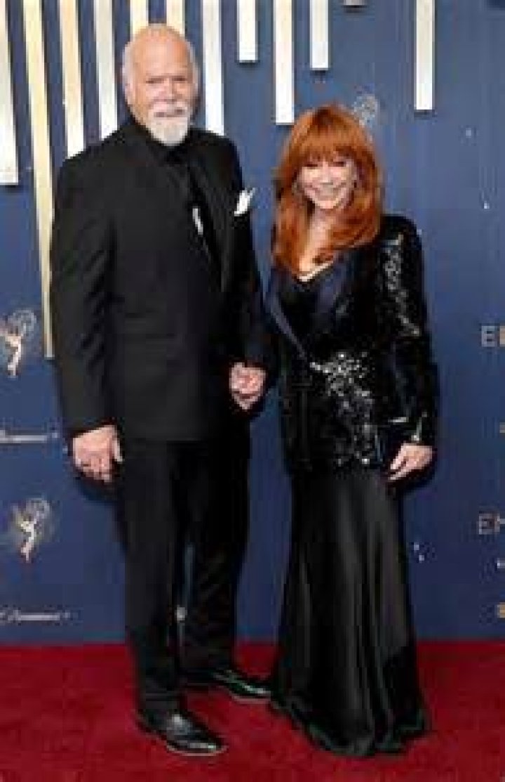 Who is Reba McEntire's husband now?