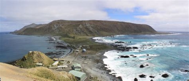 Who owns Macquarie Island?
