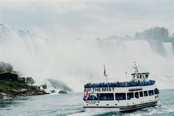 Who owns the Maid of the Mist?