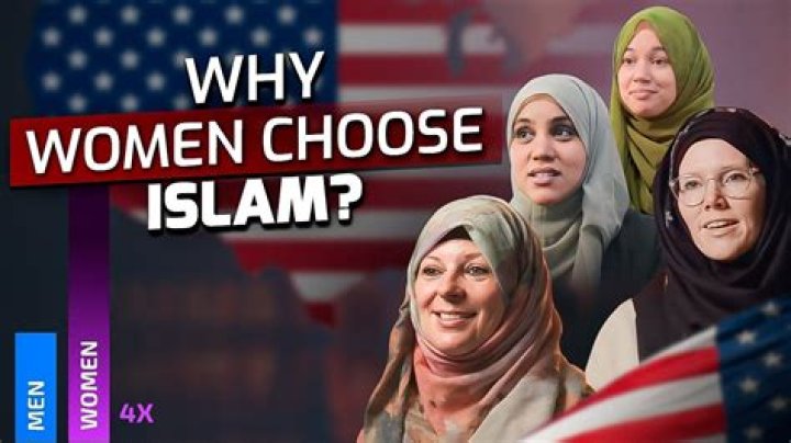 Who was the first woman accept Islam?