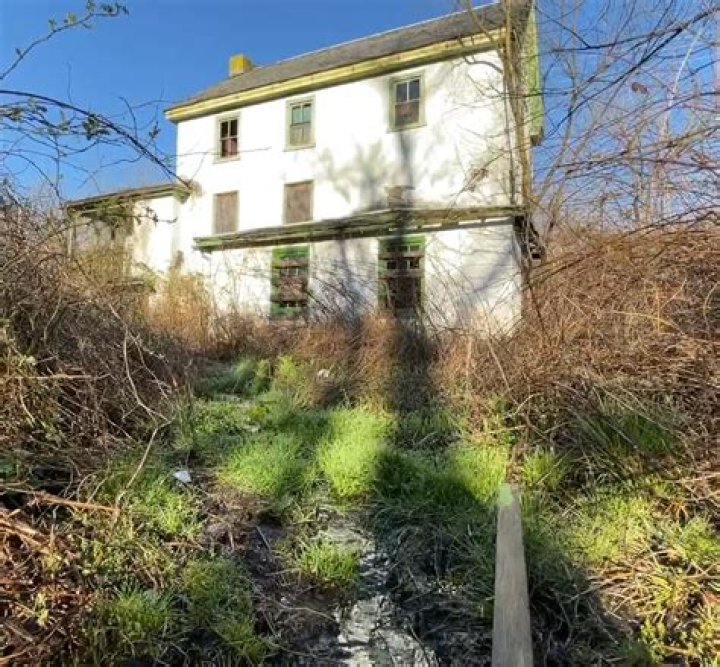 Why are homes abandoned with everything left behind?