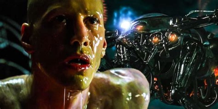 Why did the machines keep Neo alive?