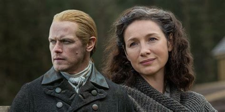 Why does Claire end up back in 1948?